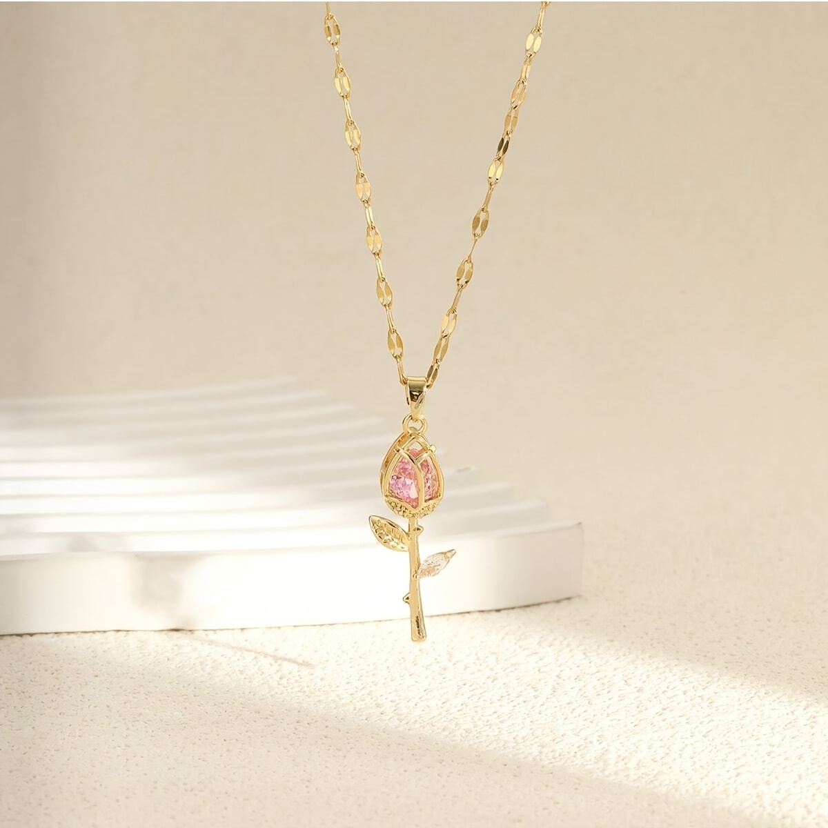 TEMU A Golden Floral Ladies Fashion Necklace, Tulip Pendant Necklace For Women, Suitable For Daily Wear, The For Women's Jewelry Gifts