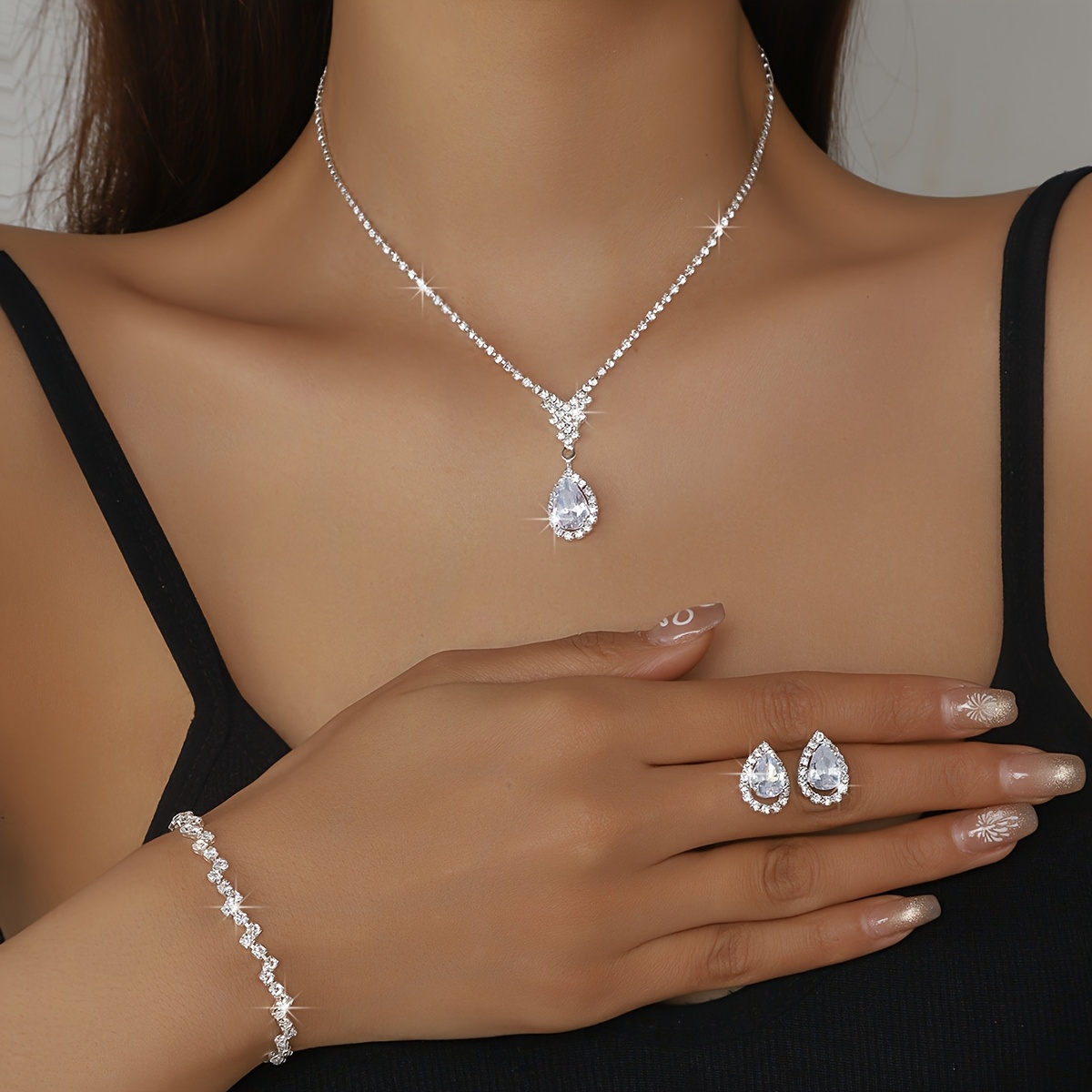 Image of Fashionable And Trendy Minimalist Shui Drip Necklace, Bracelet, And Earring Set - Bridal Wedding Accessories