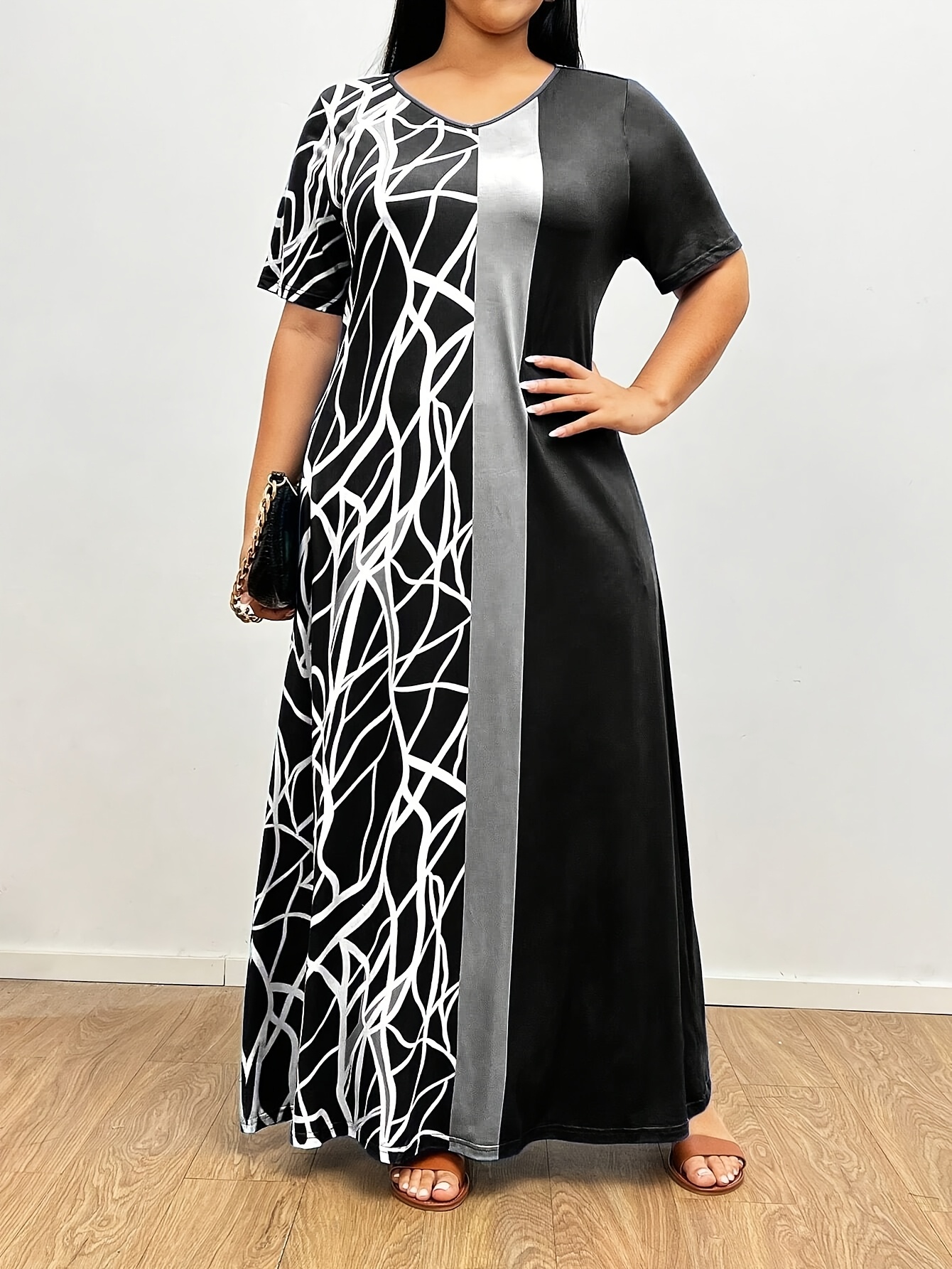 chinese dress ladies Plus Size Cayce Front Twist Maxi Dress main image 0