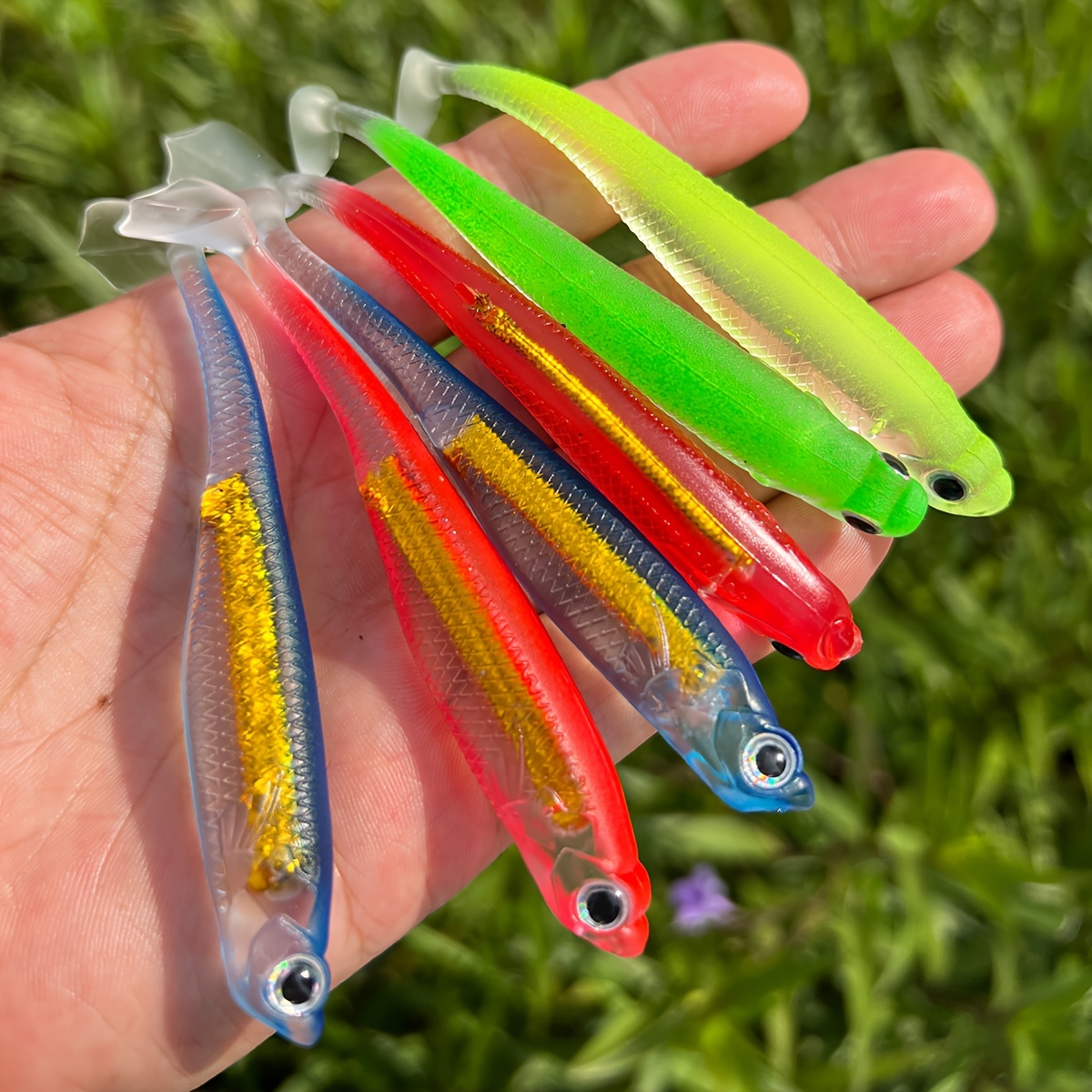 

4pcs Handcrafted Soft Fishing Lures With Reflective Sequins, Realistic T-tail Swimming Action & - Colors