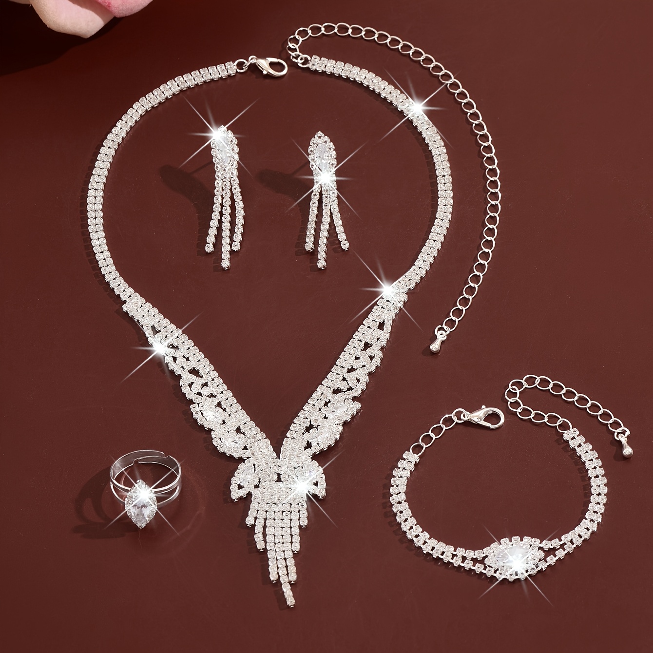 Classic Rhinestone Jewelry Set with V-Shaped Tassel Necklace