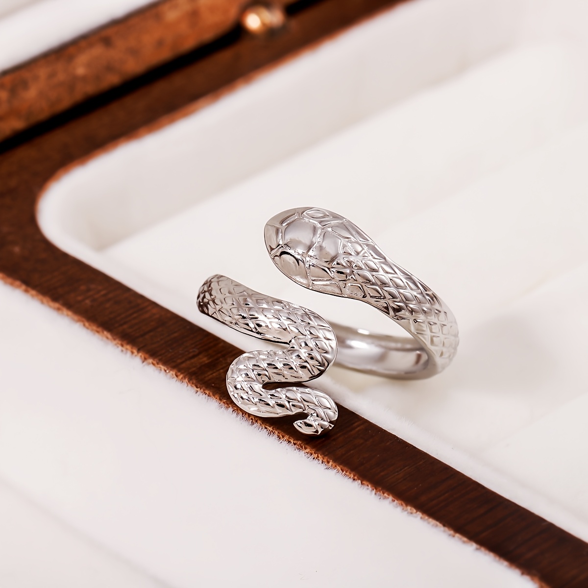 Image of Stainless Steel , Realistic Texture Design, And Non-fading, Ideal For Fashion Enthusiasts, Retro And