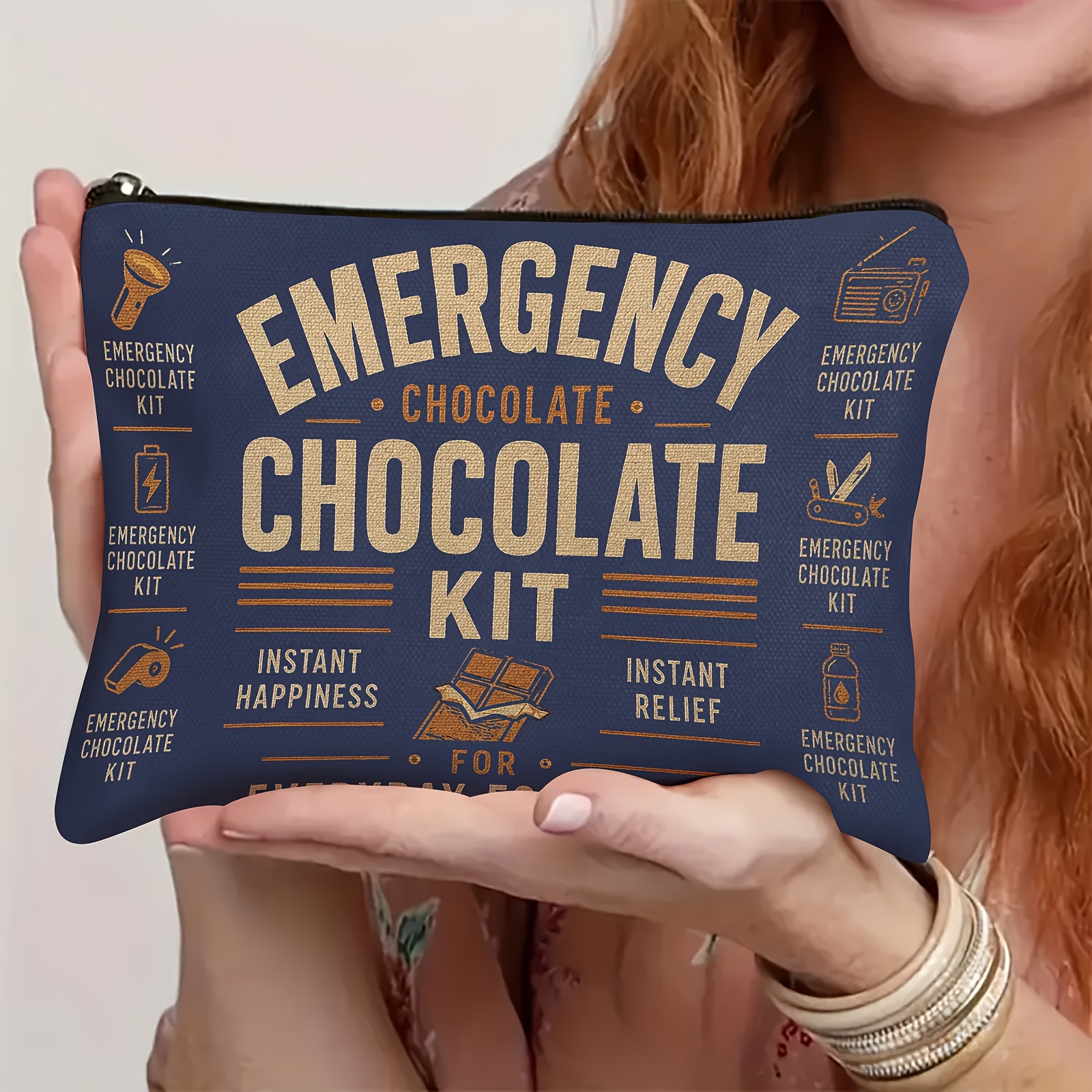 TEMU 1pc, Trousse de toilette/Cosmétique d'urgence avec imprimé chocolat, slogans en anglais, chocolats et divers outils, impression double face,