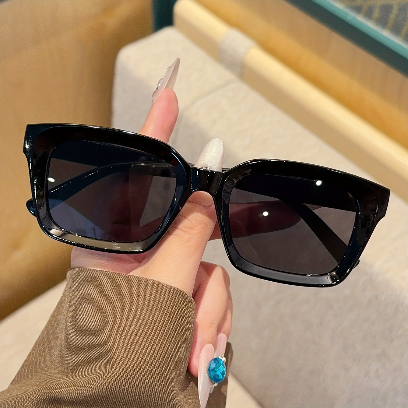 Image of 1pc Solid Women's Sunglasses, Casual Easy Individual Square Frame Eye Protection, Fashionable Outfit Daily Party Holiday Gift