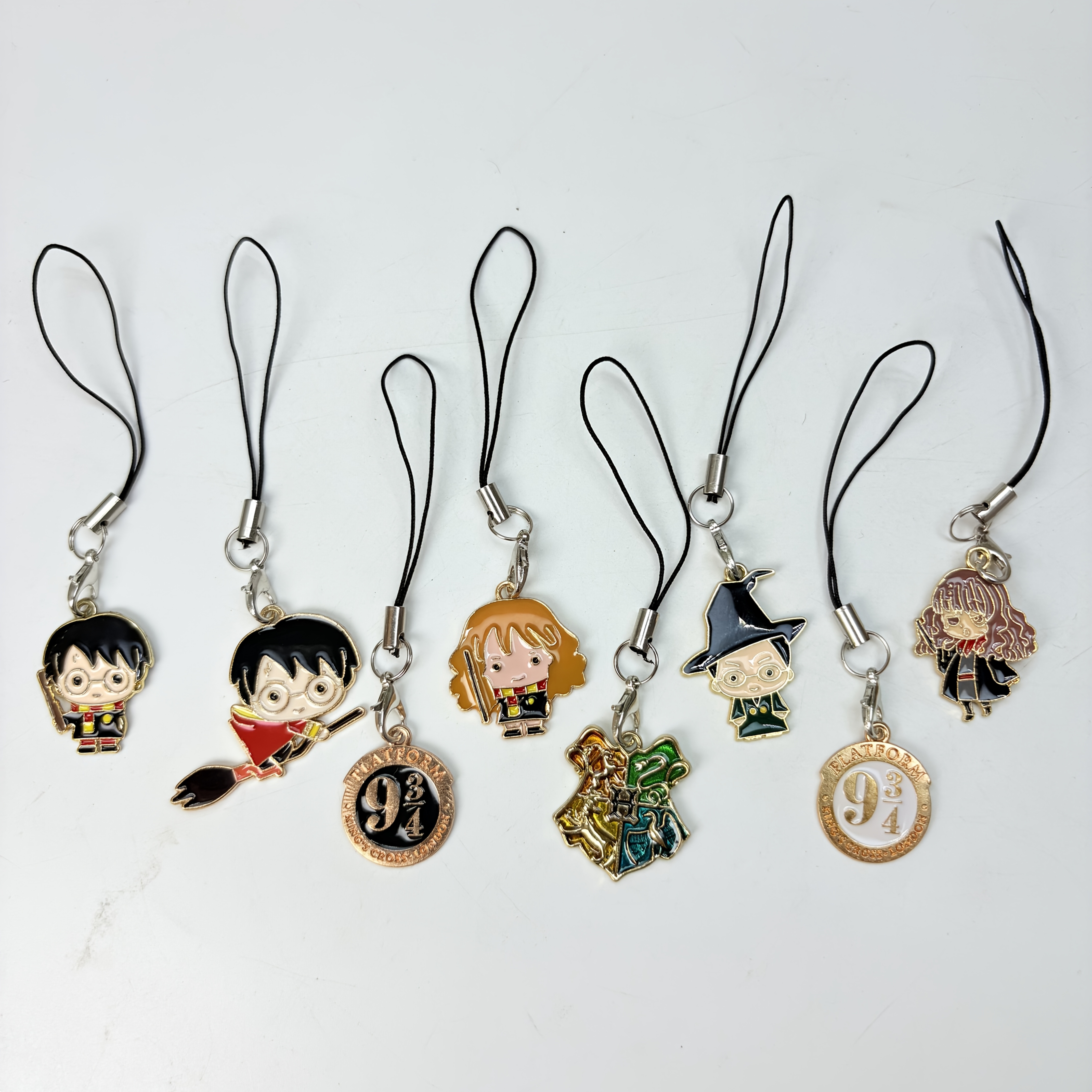 TEMU 8 piezas de accesorios para teléfono y dijes para cámara de la serie , para cercanos, una opción muy creativa para y Navidad, y un artículo para
