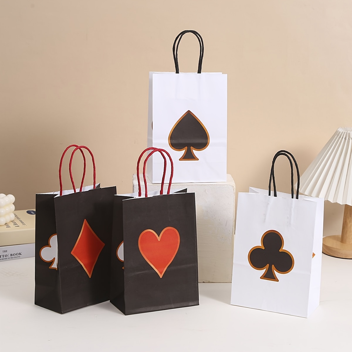 

Las Vegas-themed Party Favor Bags - 4pc Set, Perfect For Casino Birthday & Poker Goody , Durable Paper Gift Bags Gift Bags For Party Favors Party Gift Bags