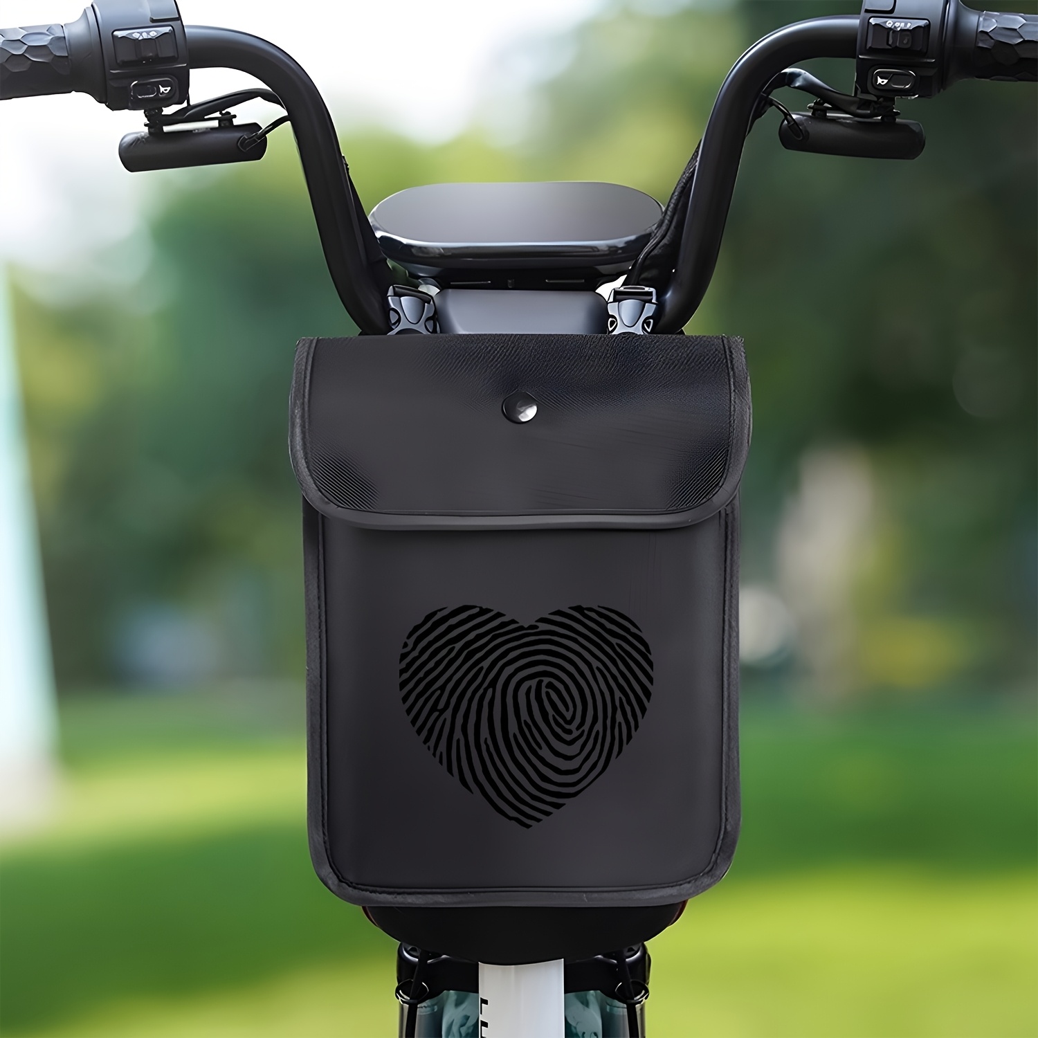 TEMU 1pc Handlebar Bag, Black And White Heart-shaped Fingerprint Pattern, Handlebar Bag, Bicycle Bag, Electric Vehicle Bag, Black Fashionable