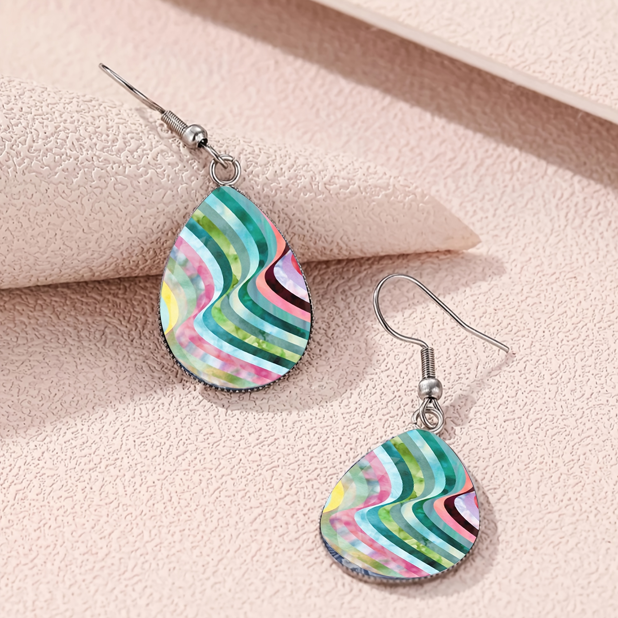 Women's Watercolor Distorted Wave Pattern Teardrop Earrings