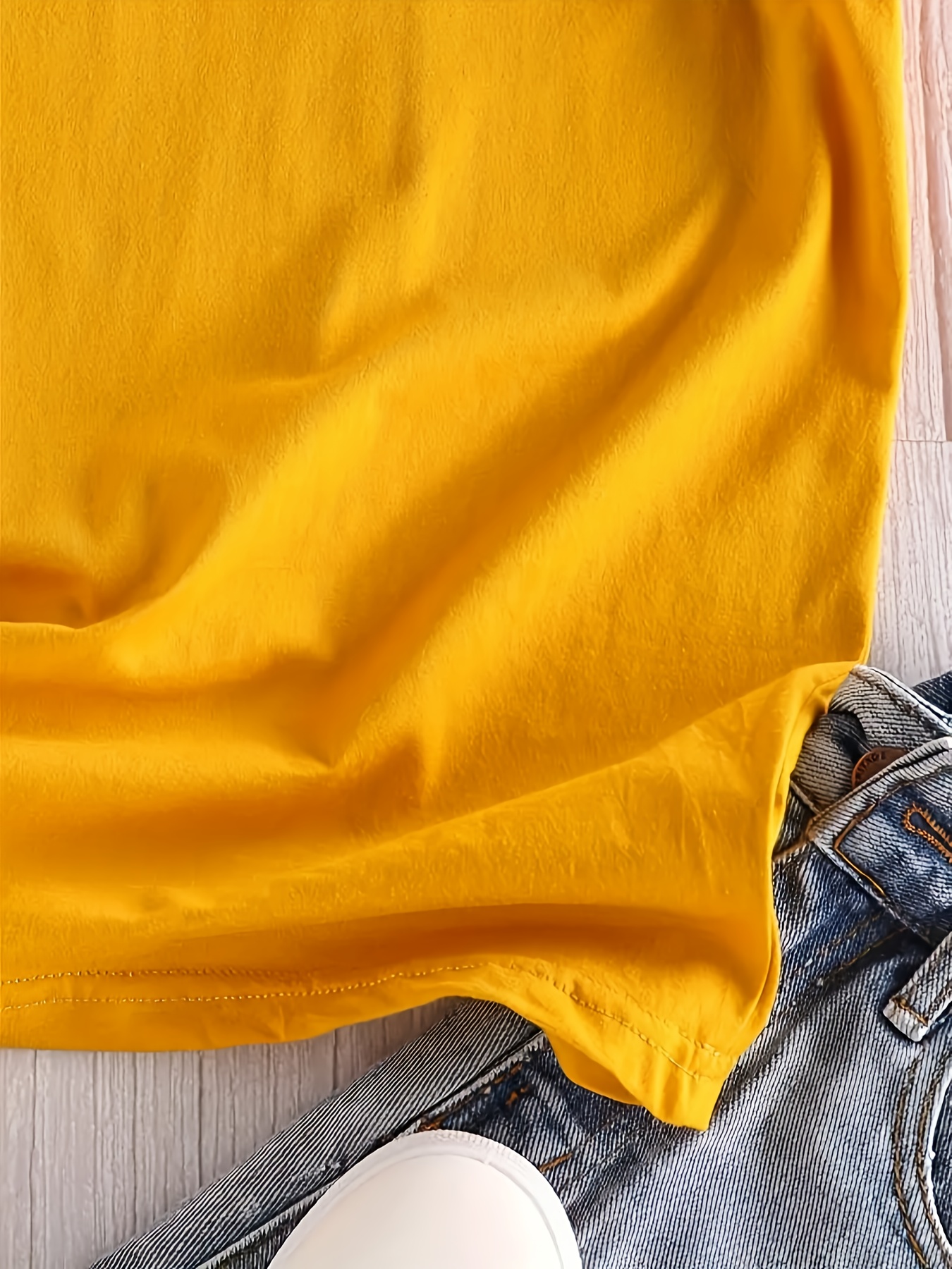 Women'S Casual Crew Neck T-Shirt with Cute Cartoon Print, Short Sleeve, Regular Length, Slight Stretch Fabric, Pink Tigger Design, Soft Polyester Material, Perfect for Casual Attir