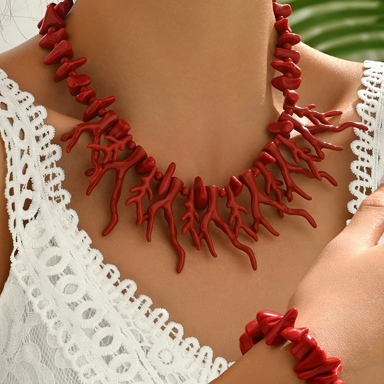 E-shop 2-teiliges Set Vintage Halskette Armband aus rotem , böhmischer Stil, unregelmäßiger Kiel aus Acrylharz, -, Damen-Schmuck-Geschenkset, geeignet