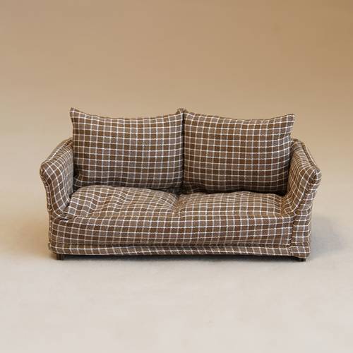 1 szt. 3d miniatura sofa w kratę niebieską, skala 1:12, drewniana i tkaninowa, akcesorium meblowe w pastoralnym do salonu i sypialni. realistyczna dekoracja domowa do salonu i sypialni, idealny prezent na święta