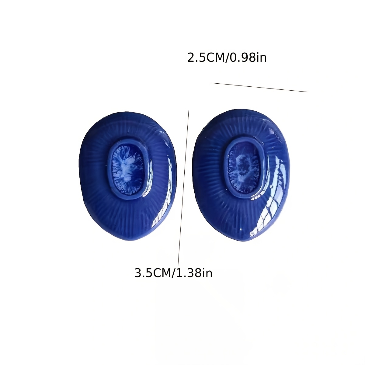 High-end Elegant Hong Kong-style Earrings with Vintage Leaf Design