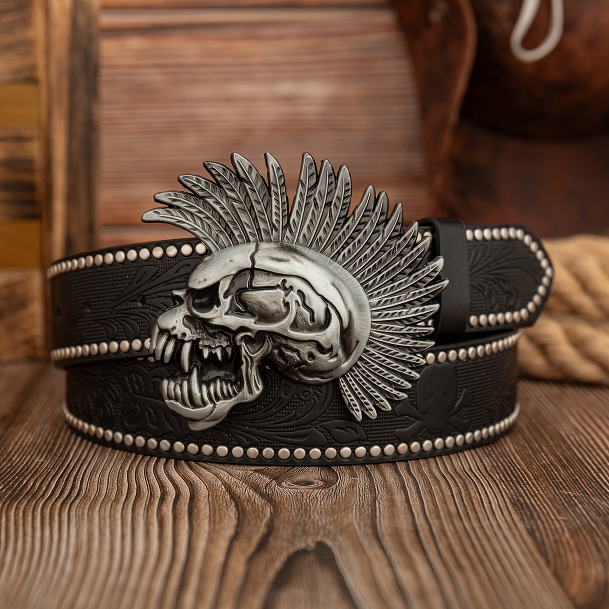 TEMU Feather Pointed Head Skull Head Buckle Retro Skull Pu Embossed Rivet Belt Unisex Belt