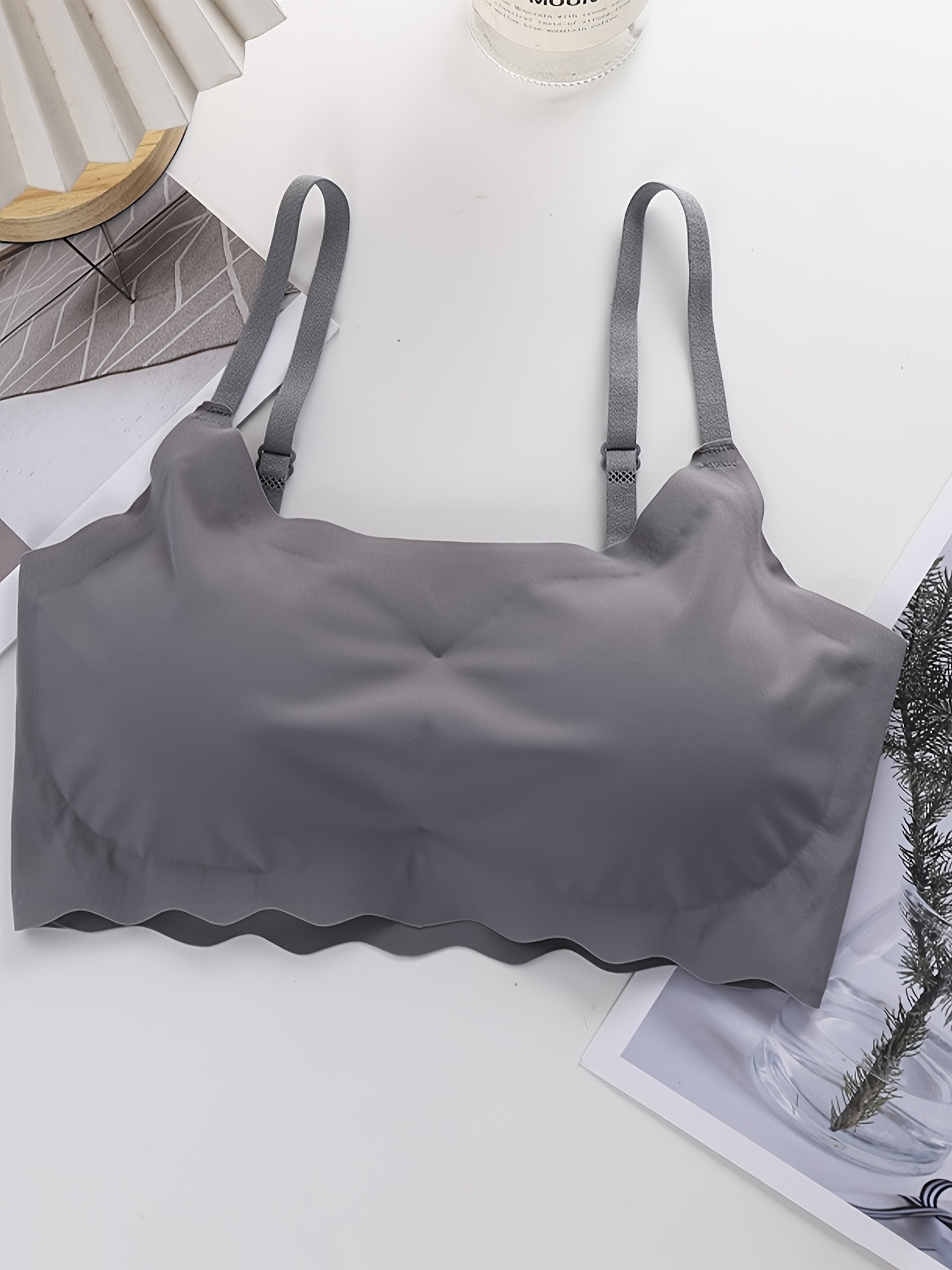 Four-Pack Women's Sports Bras with Adjustable Straps, Seamless and  Comfortable, Activewear Essentials, Workout Bra, Seamless Design, Casual  Wear