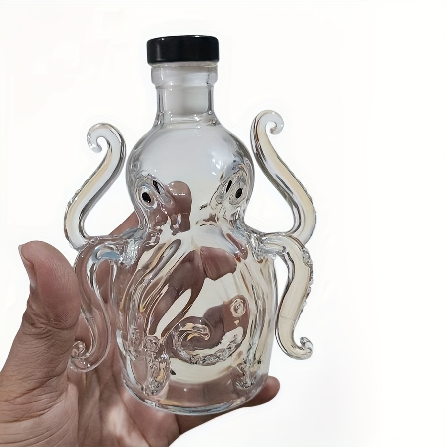 OctoPour™ decanter gift idea