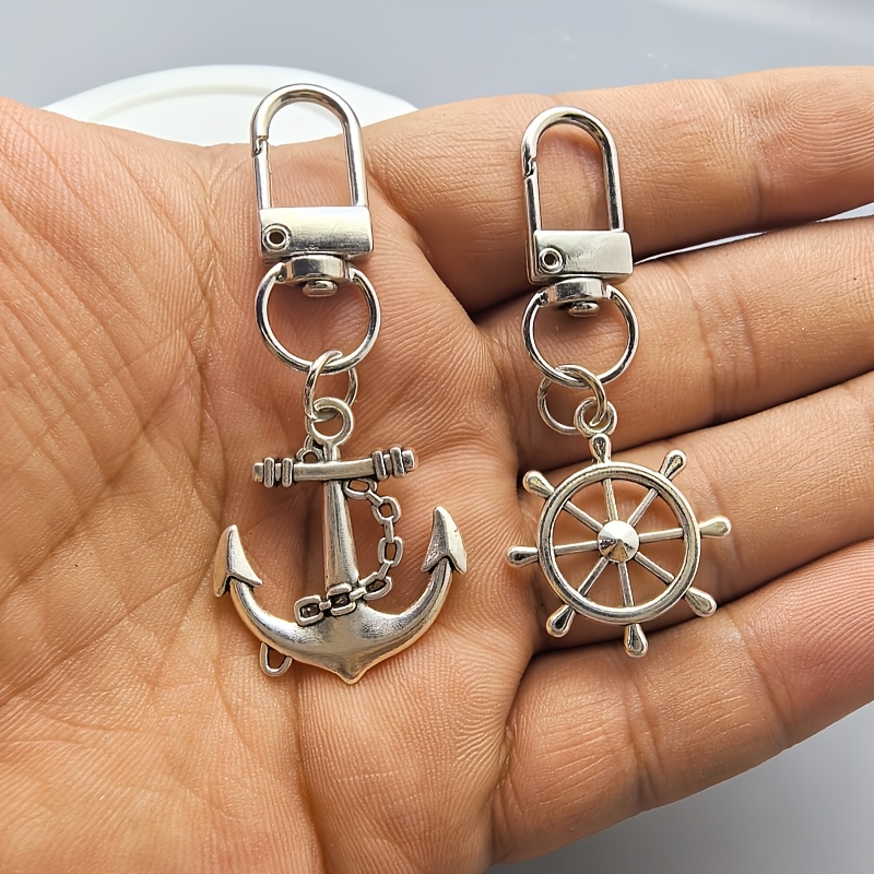 TEMU 2pcs Creative Anchor & Ship Wheel Keychain, Ship Wheel And Anchor Pendant, Suitable For Beach Travel And Daily , Can Decorate Backpacks, Beach