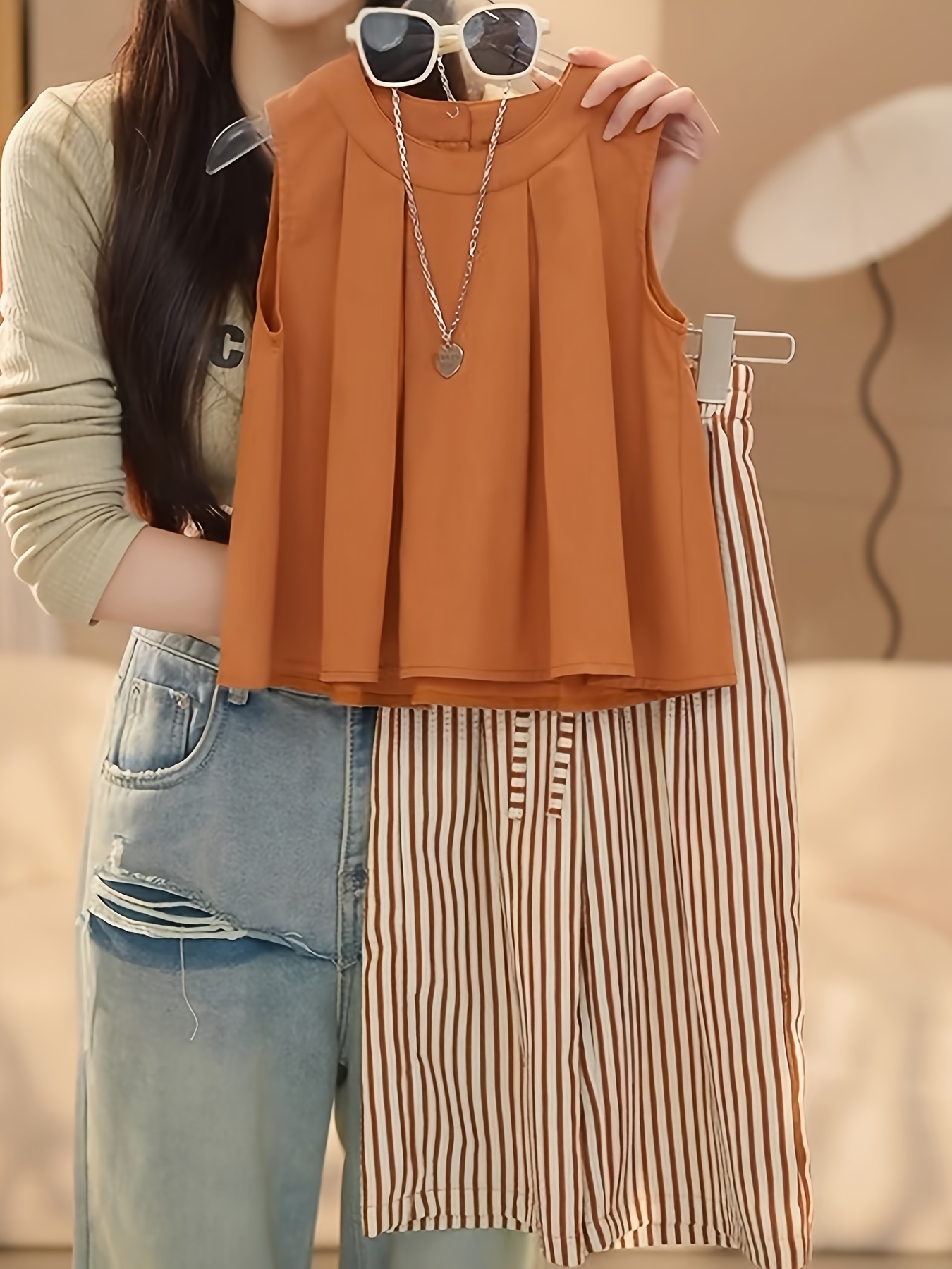 Girls' Summer Tank Top Set for Older Kids, Stylish and Fashionable Sleeveless Doll Top with Casual Three-Quarter Wide-Leg Pants, 2pcs Set, Perfect for Outdoor