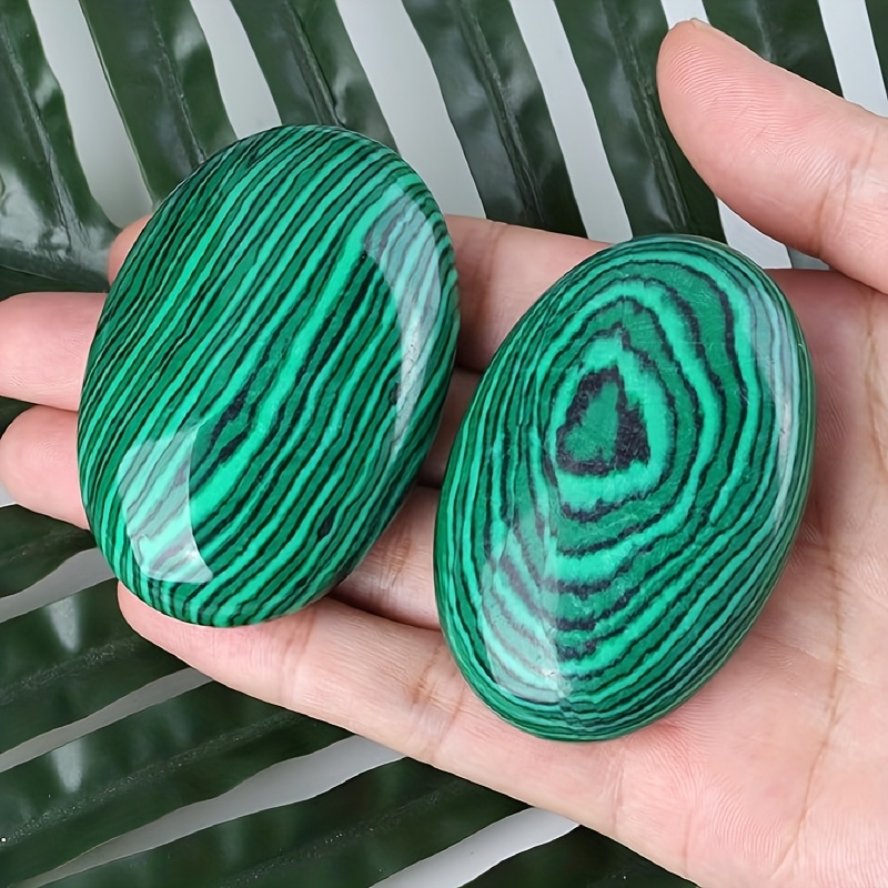 Image of 1pc/2pcs Natural Malachite Palm Stone, Oval Chakra Balance Stone Decoration, Unique Polished Stone Meditation Gifts, Room Decoration And Table Decoration, For Yoga Meditation