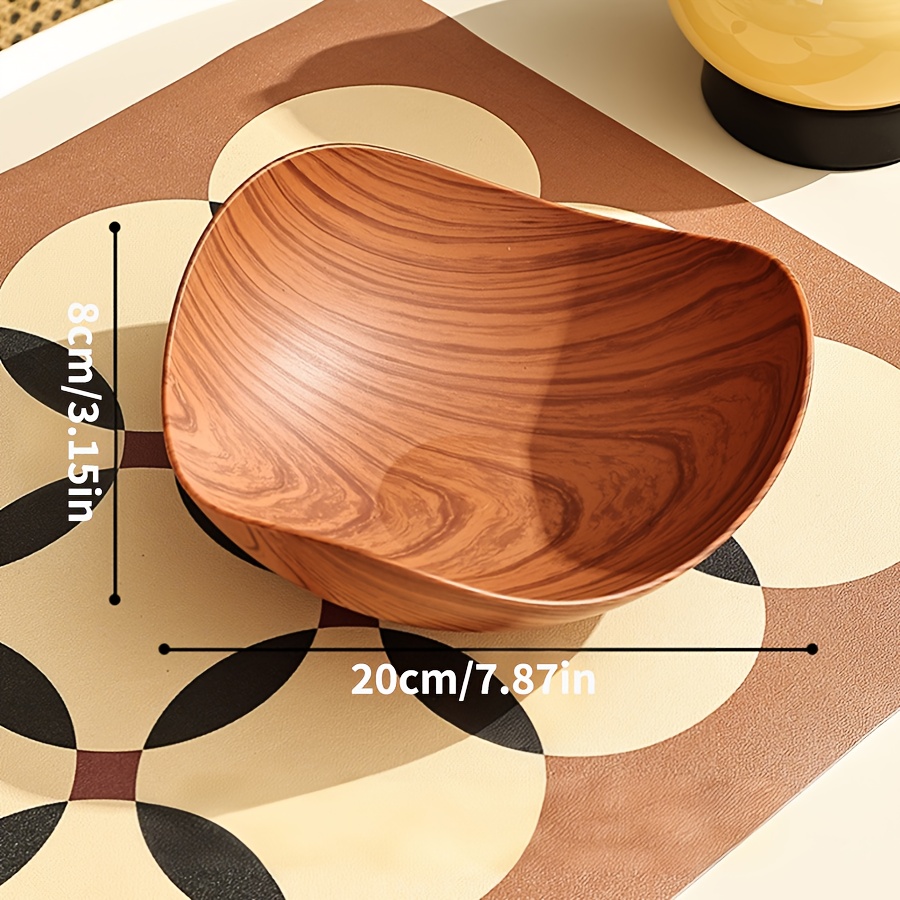 Bandeja triangular de plástico para frutas con textura similar al madera, cuenco irregular para frutas, aperitivos y frutos secos en la sala de estar, con una superficie lisa que es fácil de limpiar. Hecha de plástico duradero, esta bandeja multifuncional reutilizable para frutas es S