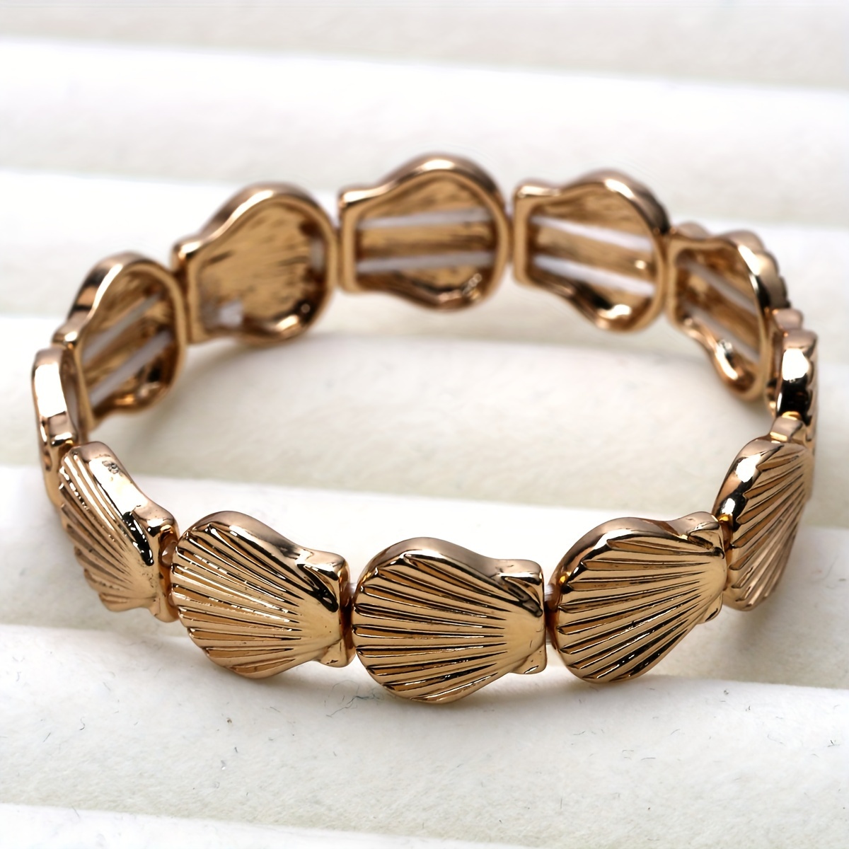 Ocean Series Scallop-Shaped Stretch Bracelet