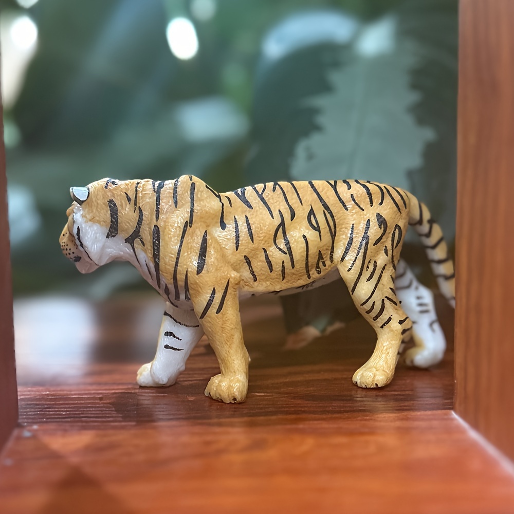 希少 虎 置物 鉄製 全長23cm 高さ10cm 彫刻 美術 Tiger 希少 虎 置物 鉄製 全長23cm 高さ10cm 彫刻 美術 Tiger