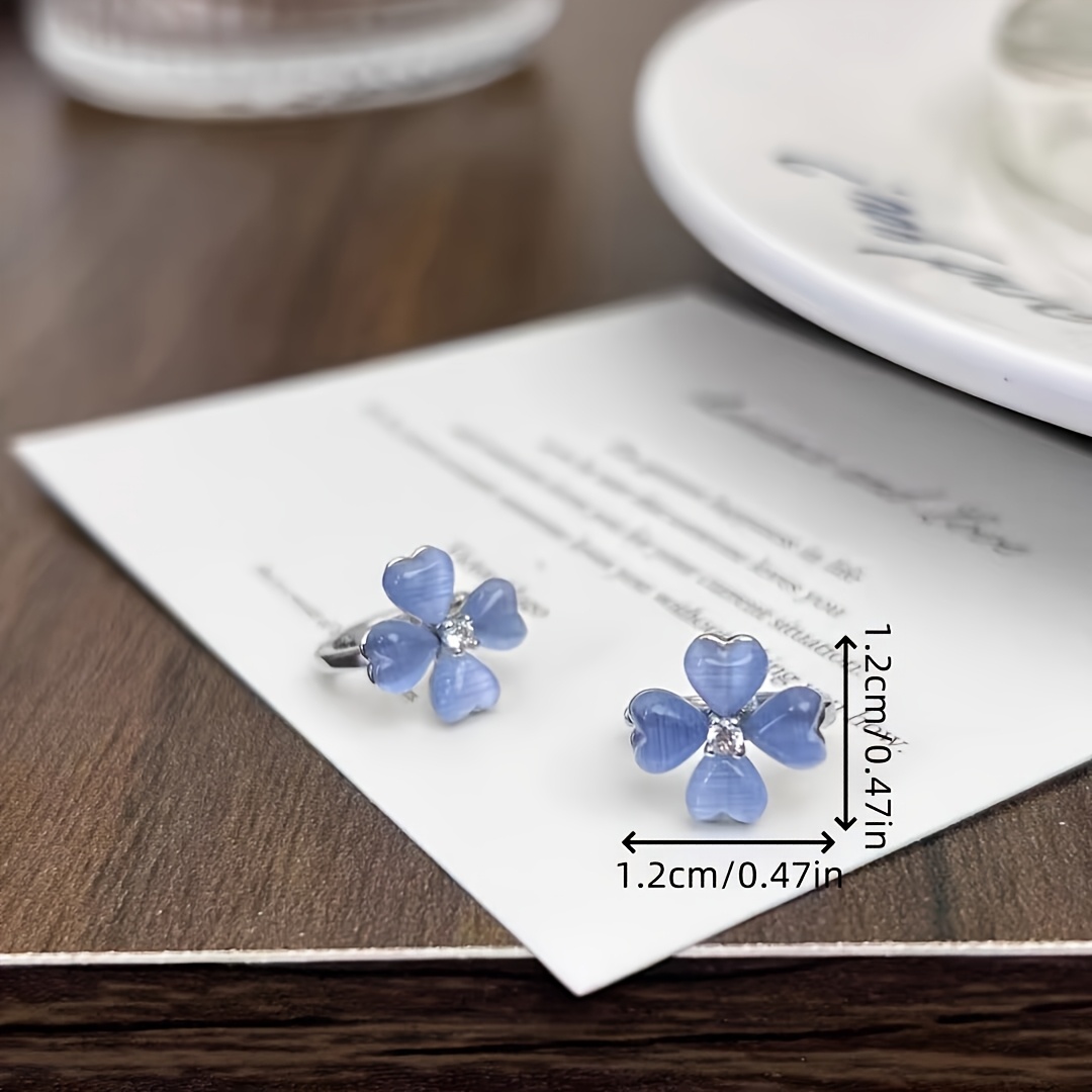 Women's Ice Blue Cat's Eye Four-Leaf Flower Stud Earring