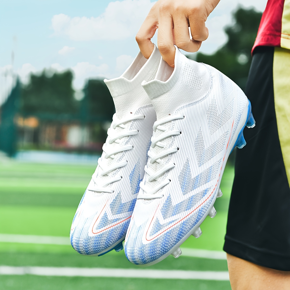 Zapatillas de Fútbol, Nuevas 2025, Profesionales para Competición, Antideslizantes, Entrenamiento al Aire Libre, Tacos AG, Corte Alto, para Hombres, Mujeres, Estudiantes y Adultos - Imagen 4