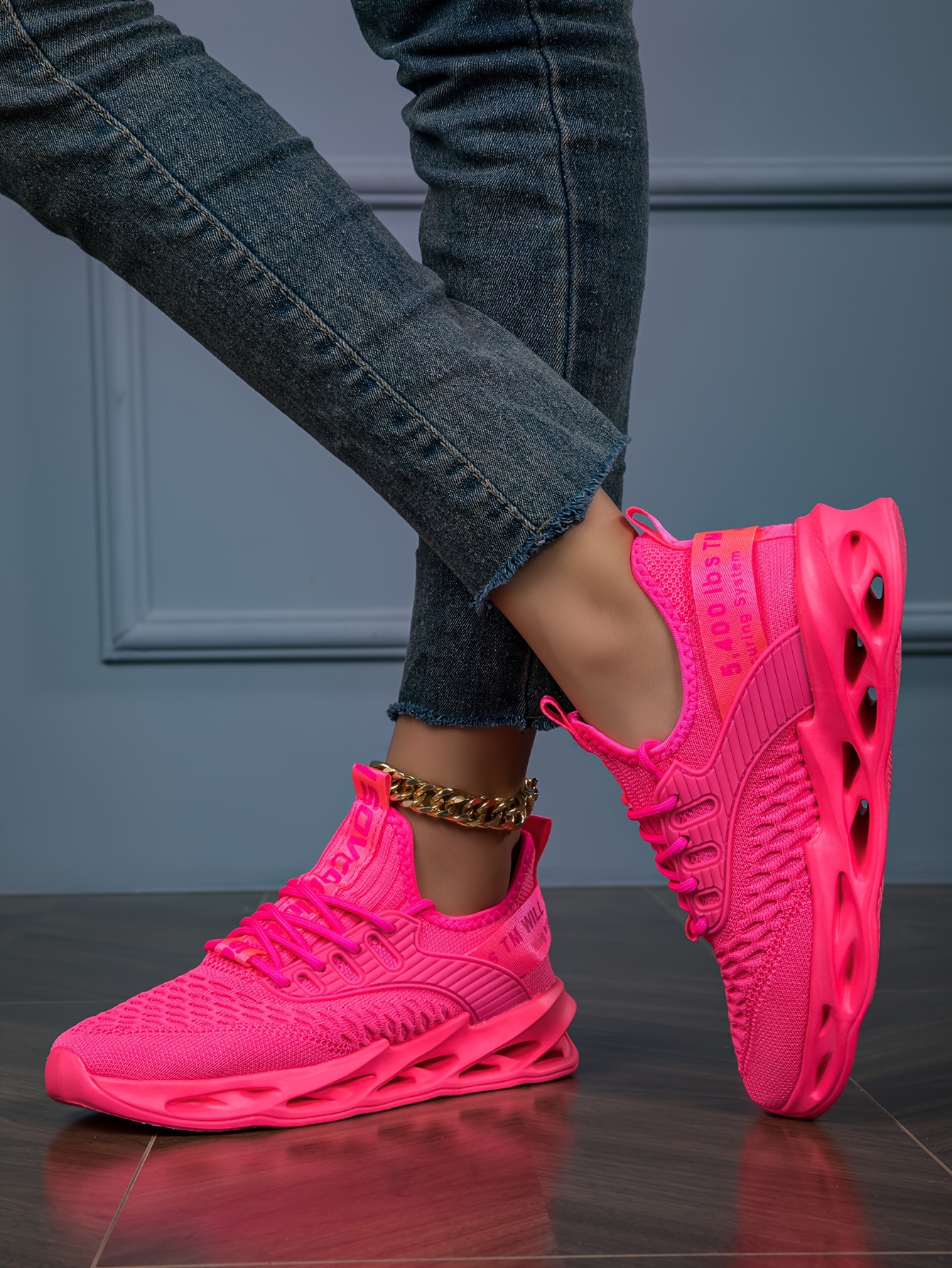 1 pair pink comfortable trendy hole laced casual shoes for men women lightweight breathable low top sneakers   versatile fashion shoes md sole mesh upper   commuting casual attire details 6