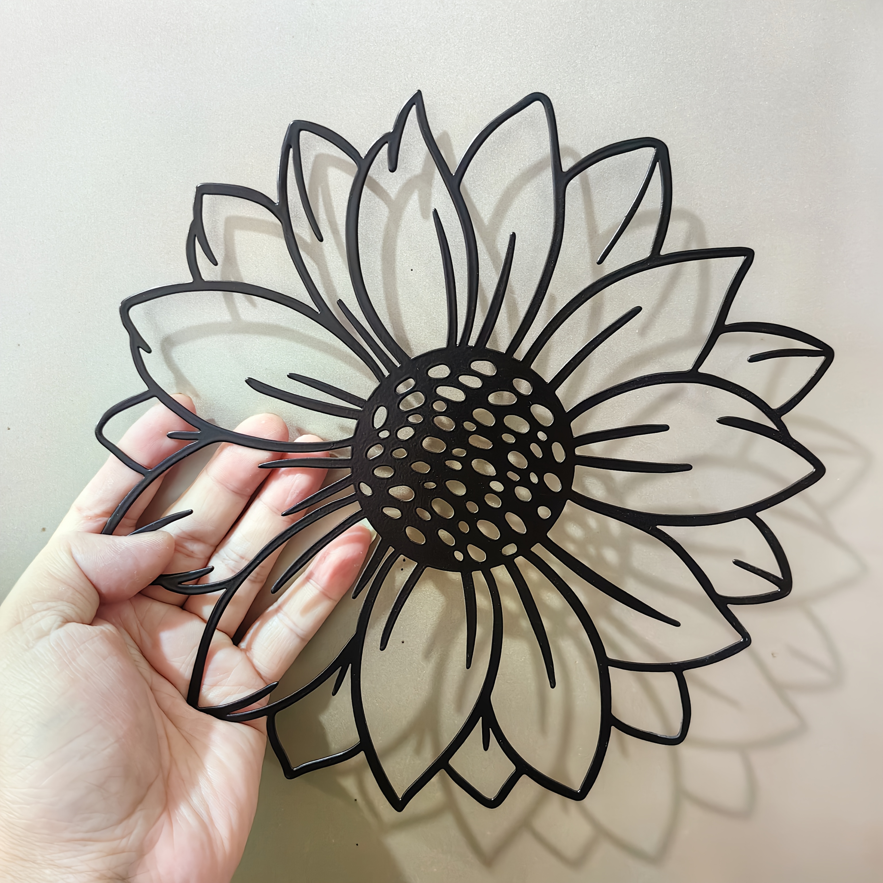 Image of 1pc/3pcs Metal Sunflower Outdoor Wall Decor, Rustic Garden Decoration, Outdoor Fence Hanging, Room Bedroom Patio Porch Decor, No Power Required