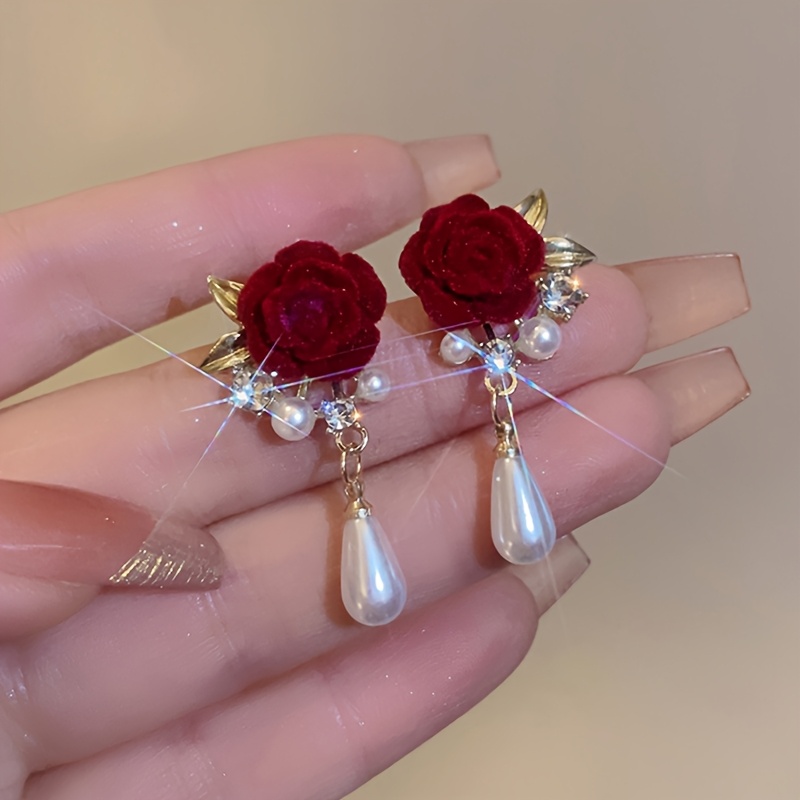 1 Pair Elegant Luxury Floral Stud Earrings Faux