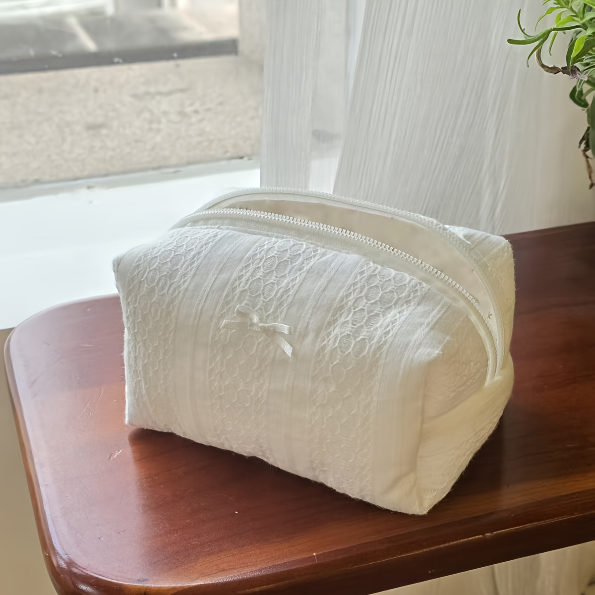 1pc Elegant White Makeup Bag, 100% Original, Style Cute Bow Makeup Bag, Suitable For Vacation Travel, Give Her A Holiday Gift
