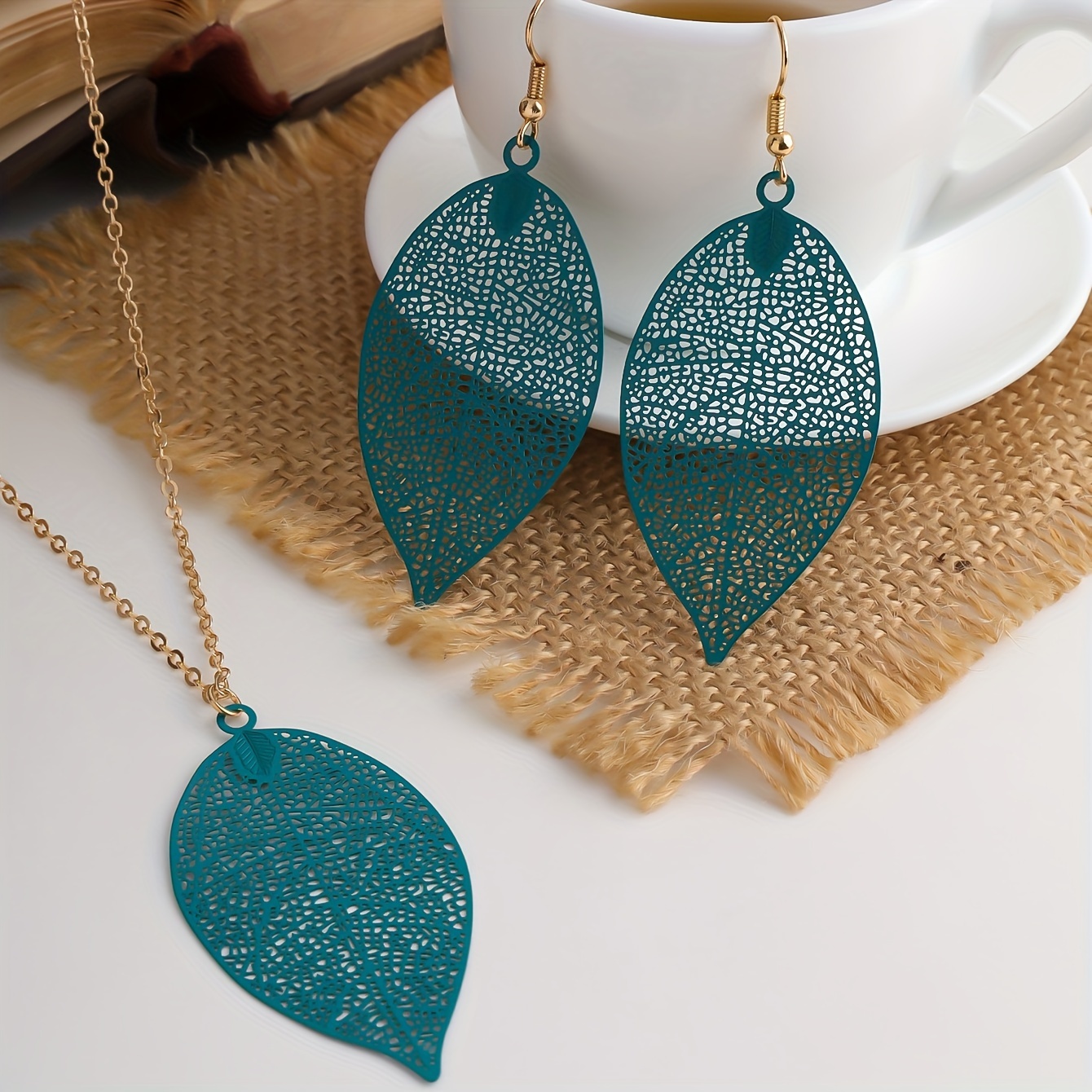 TEMU 3pcs Necklace And Ear Drop Retro Elegant Temperament All-match Sexy Multicolor Bohemian Style Geometric 3d Hollow Leaf Necklace Earrings Dating