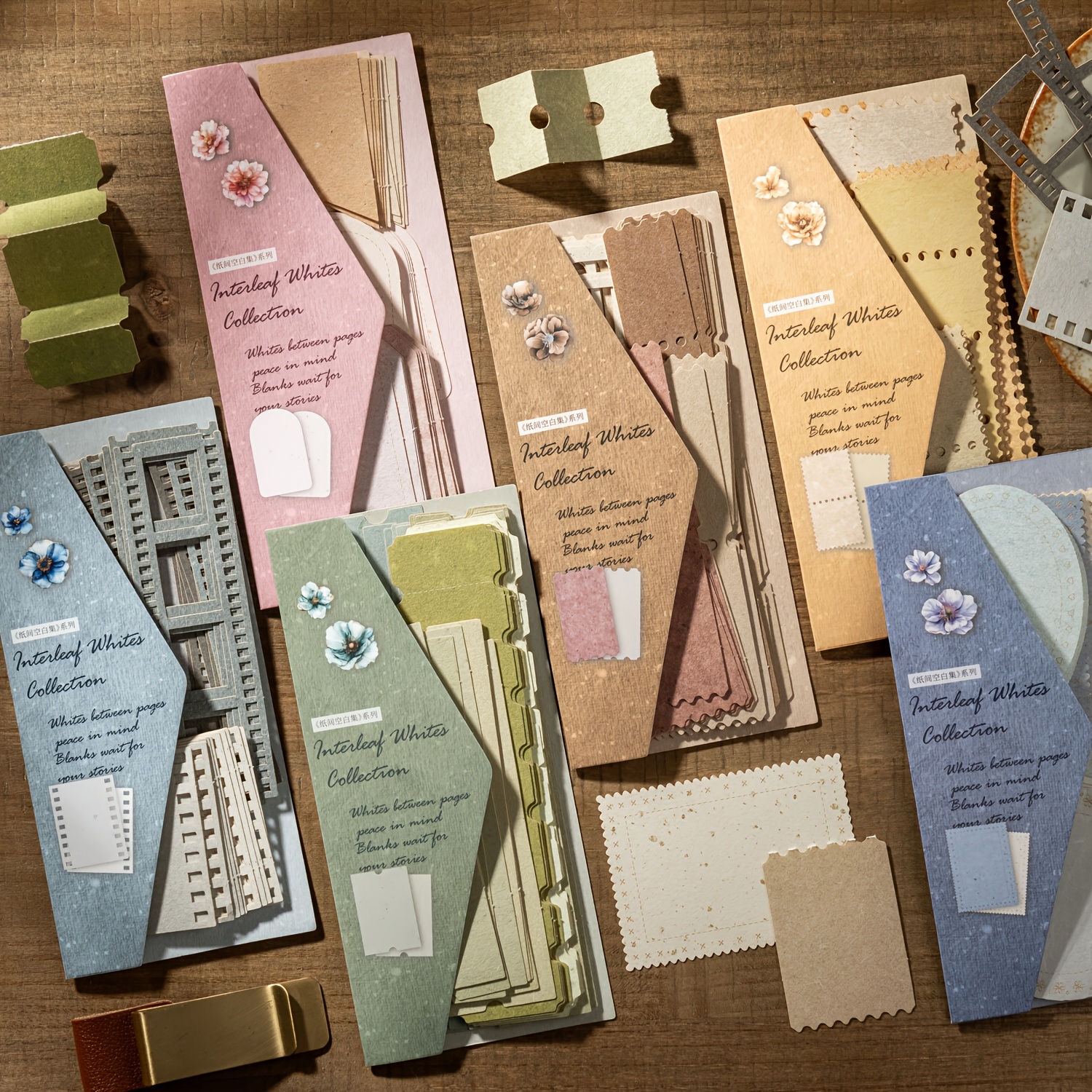 30 Sheets Retro Hollow Label Material Paper for Scrapbooking