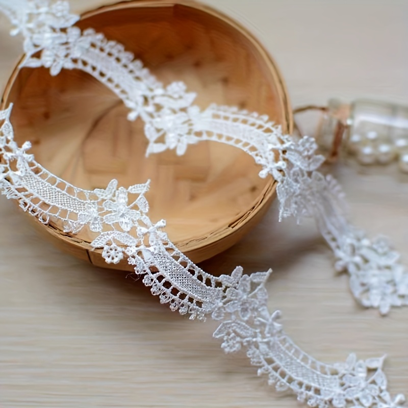 TEMU A European Style Wavy Shape Embroidered Lace, In Length, White And Black, Suitable For Sewing Clothing, Curtain Decor, Handmade Diy, Perfect For