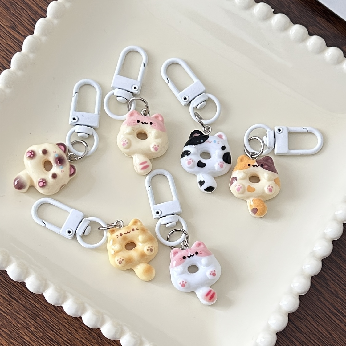 

Whiskerwonders 6pcs Cute Donut Keychain Set, Resin & Alloy Couple Keychains With Lobster Clasp, Decorative Bag Pendant, Fun Food-themed Gift And Couples