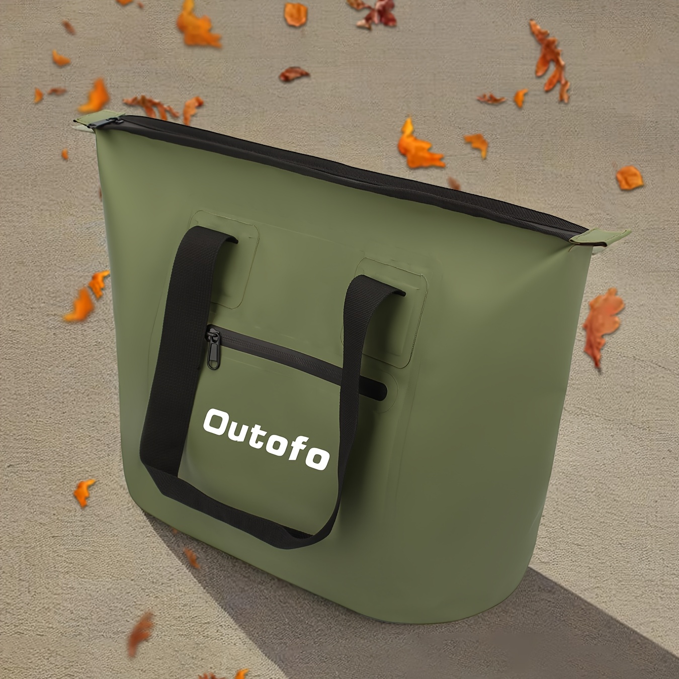 Image of A Large 39-liter Tote Made Of Pvc Material, Suitable For Sports And Beach Travel Storage, Featuring A Zip Closure, Fully, In A Solid Color, Ideal For Outdoor Activities