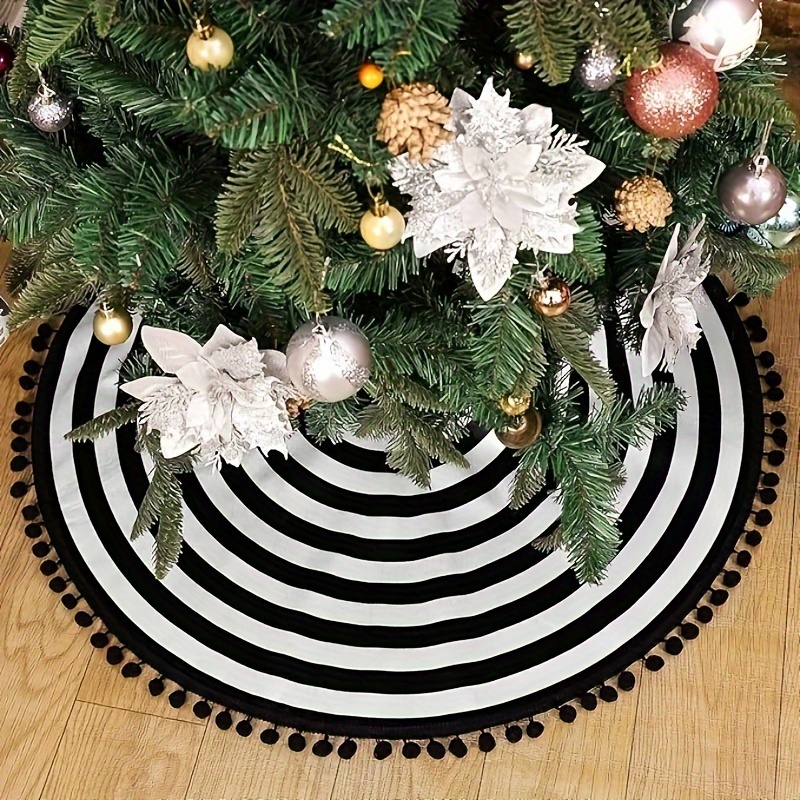 

Contemporary Cartoon-themed Polyester Christmas Tree Skirt, Striped Festive Holiday Decor For Kitchen, Non-electric – Collectible Figurine