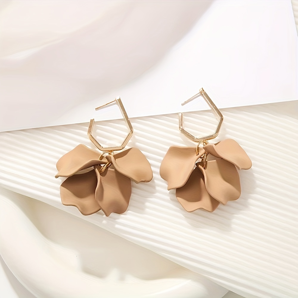 Image of 1 Pair Rose Petal Earrings Temperament Trendy Fashionable Suitable For Women Daily Wear Low Hypoallergenic Dating Gift