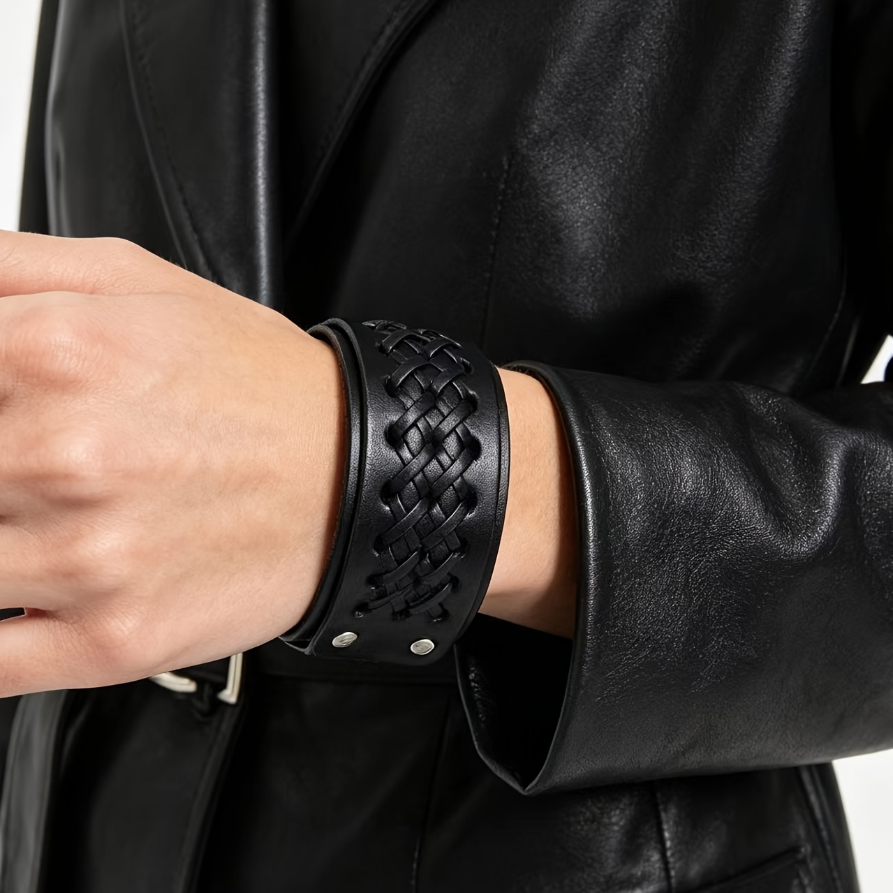 Men's Biker Style Loose Knit Bracelet