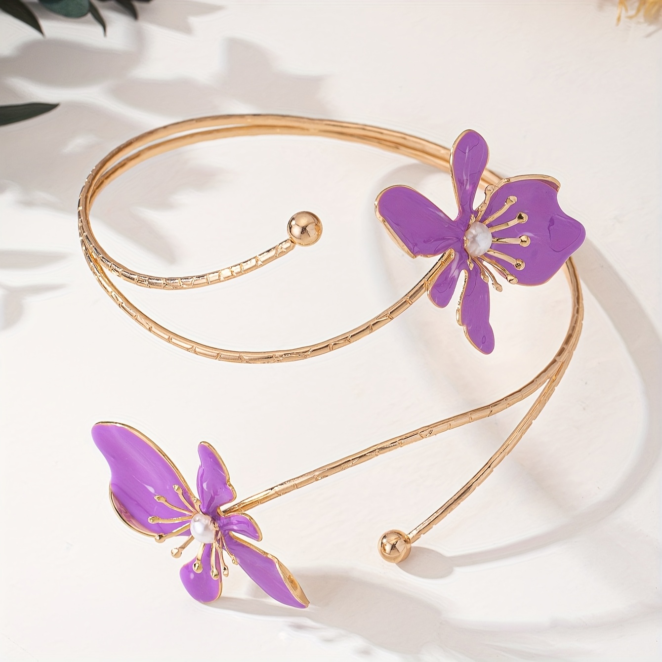 Sweet Floral Drip Bracelet for Women