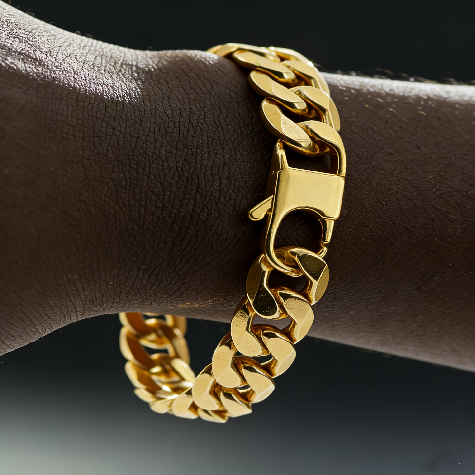 Men's 18K Plated Golden Cuban Bracelet — Hip-Hop Style
