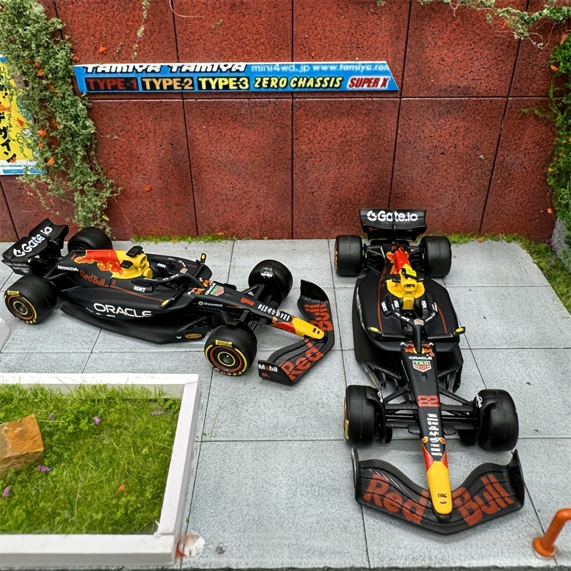 2025 F1 Red Bull Racing RB21 #1 en #22 Diecast modellen