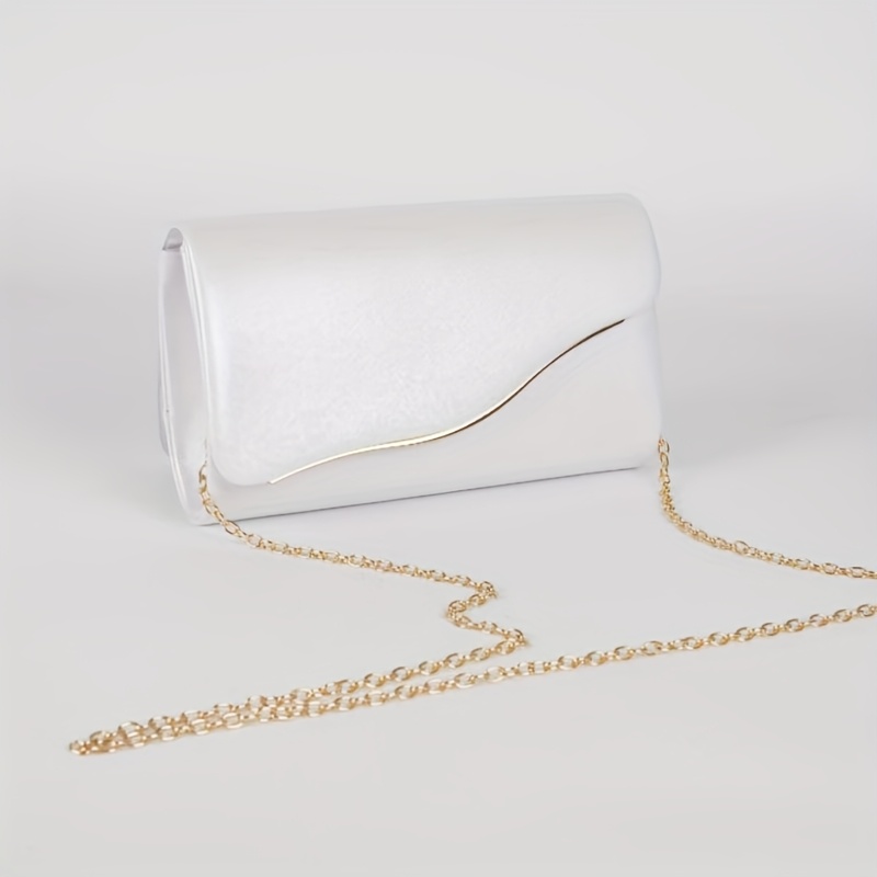 Image of An Elegant Curved Flap Clutch, Made Of Stylish Pu Embossed Fabric, Featuring A Magnetic Closure And A Detachable Chain Strap - Perfect For Wedding Parties