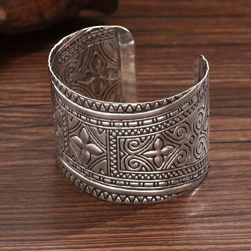 Vintage Exaggerated Open Mouth Printed Cross Bracelet for Ladies