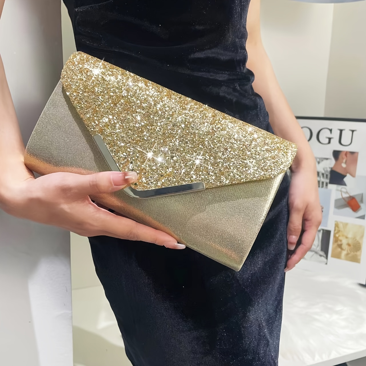 

Glittery Golden Evening Clutch With Decorations, Luxurious Weddings And Party Celebrations.