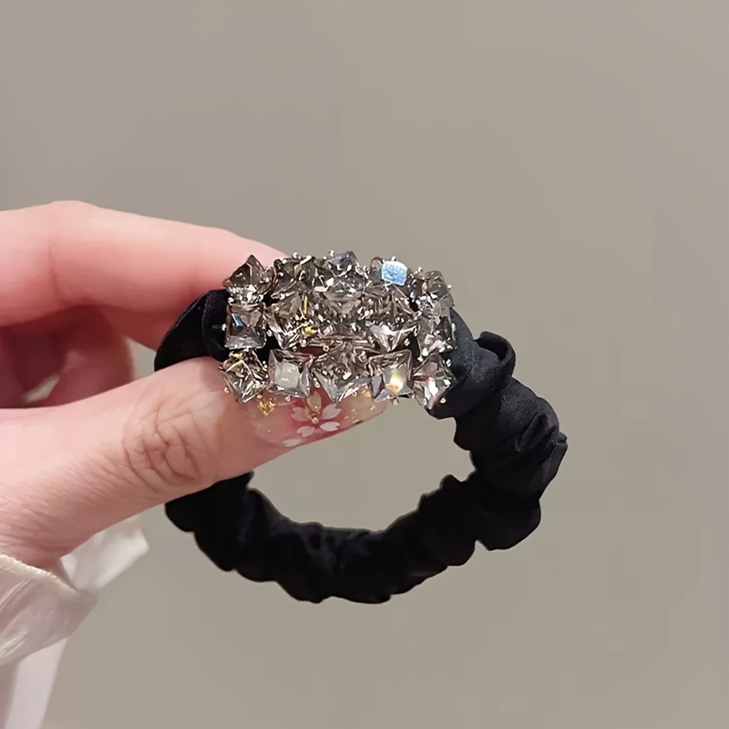 

Single Elegant Hair Tie With Crystal Accents, Soft And Gentle, Suitable For Women 14+ Years Old