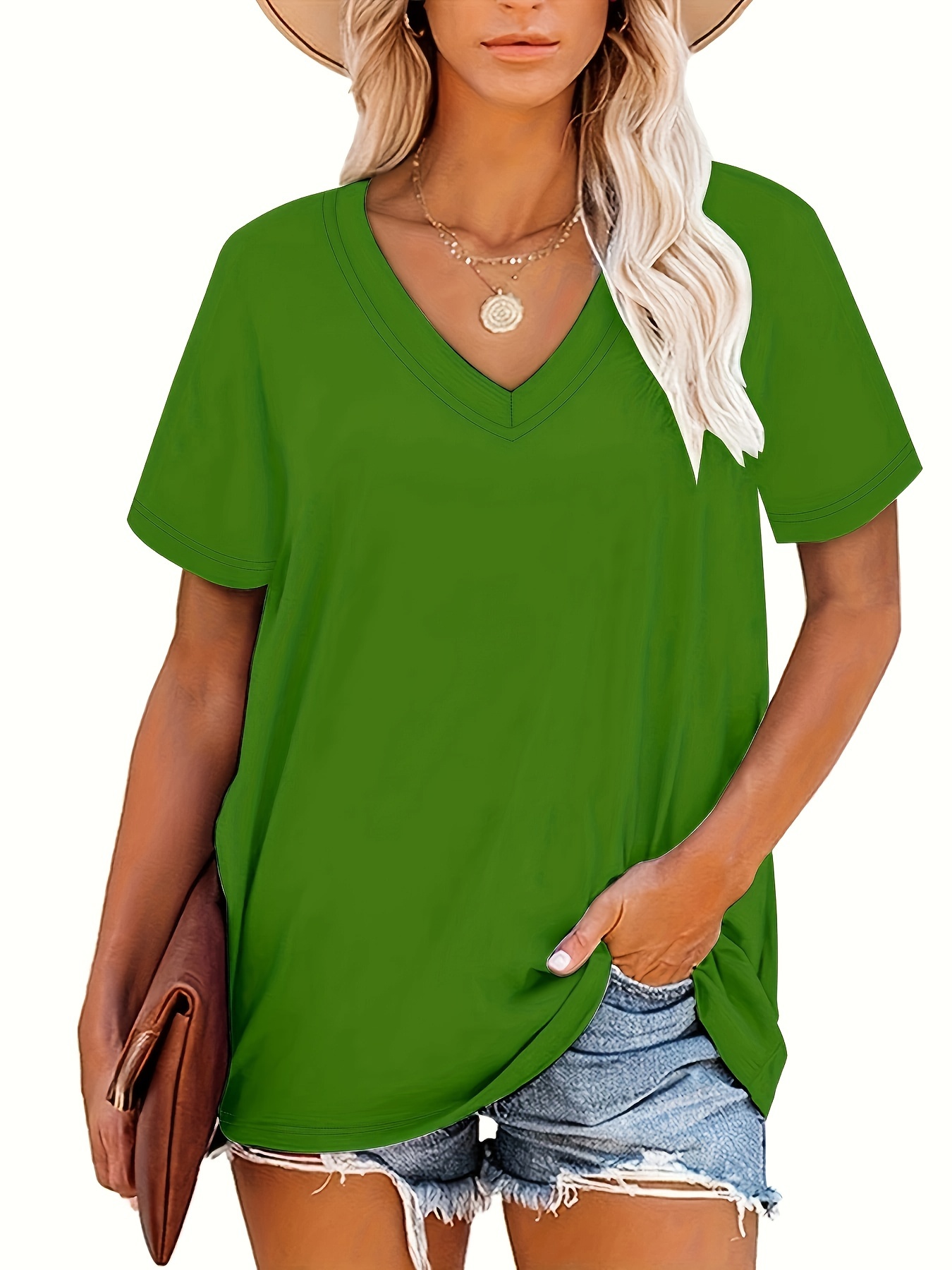 Plus Size, Plus Size Women's V-Neck Short Sleeve T-Shirt - Elegant Casual Chic White Top, Soft Breathable Fabric, Machine Washable, All-Season Versatile Wardrobe Staple, Everyday Comfort, Vneck Tee, Relaxed Fit Shirt