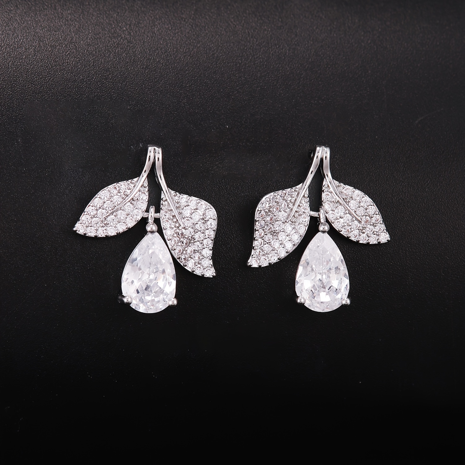 Luxurious Leaf-inlaid Teardrop Cubic Zirconia Stud Earrings