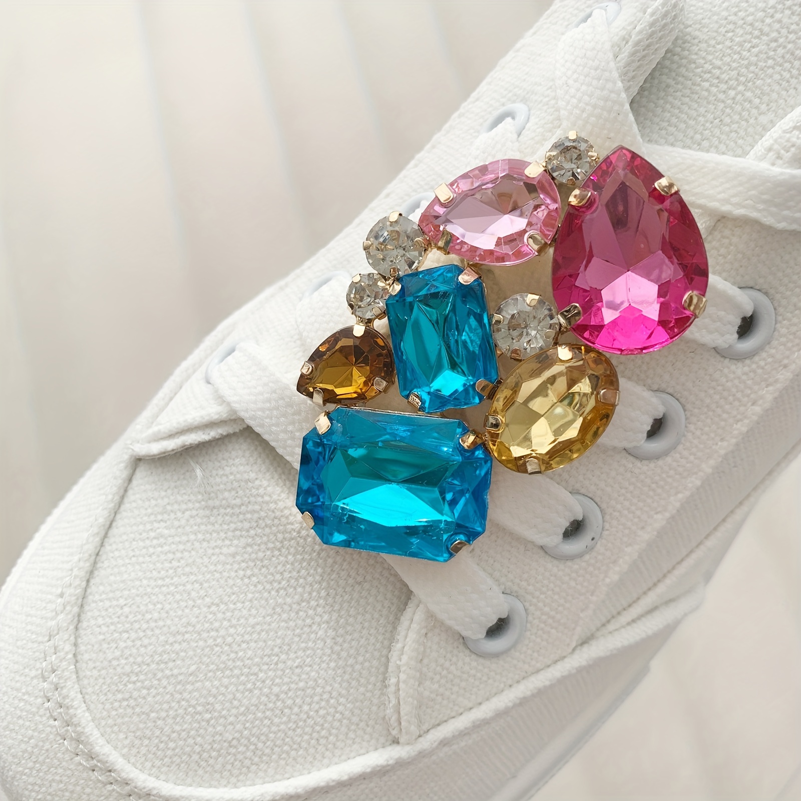 

1pc Sparkling Shoe Buckles, Irregular Design Detachable Shoe Charms For Sneakers & Sandals & Shoelace Decoration