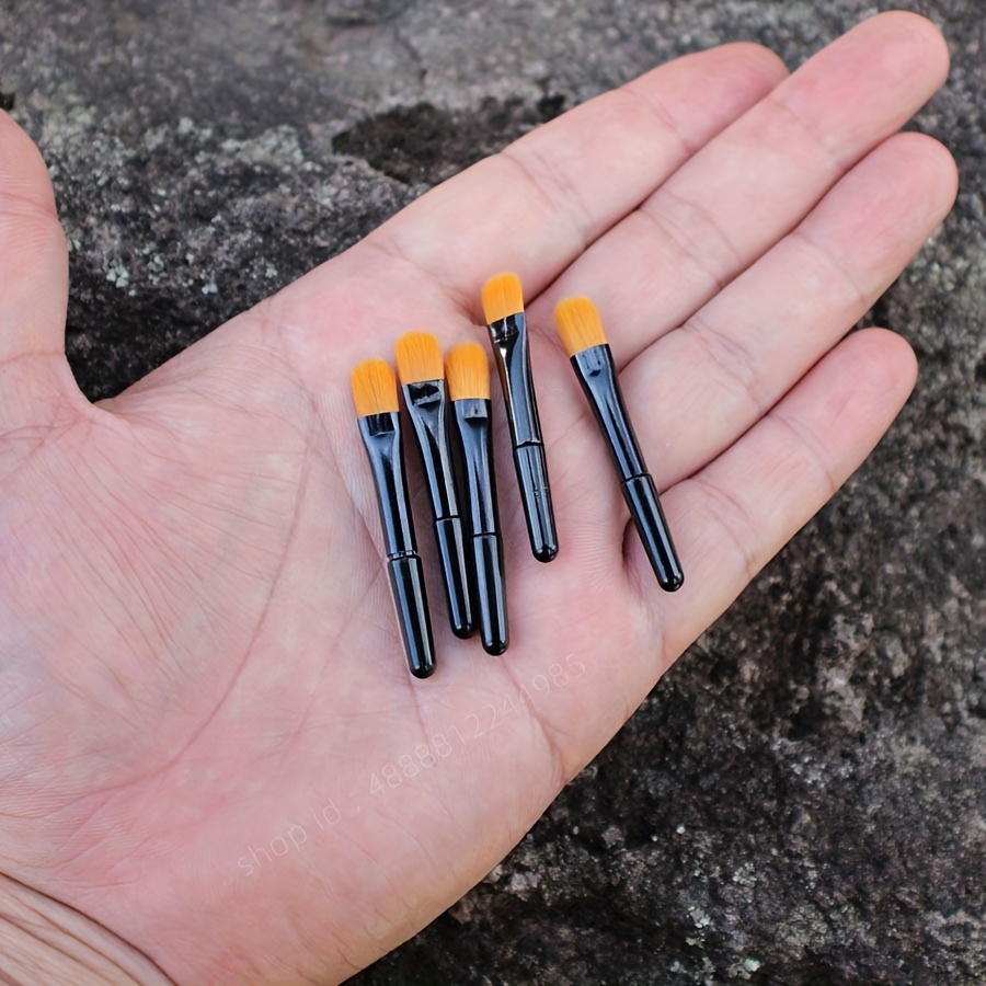 Image of Set Of 5 Eye Shadow Brushes, Short Handle Brow Brushes, Portable Makeup Brushes For Eye Makeup